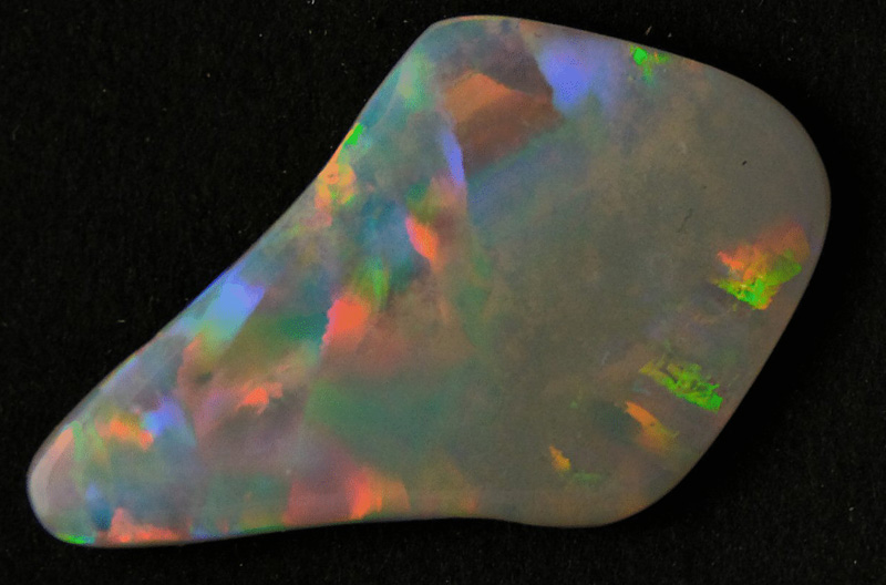 Weißer Opal